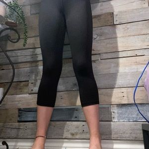 Old navy active Capri leggings